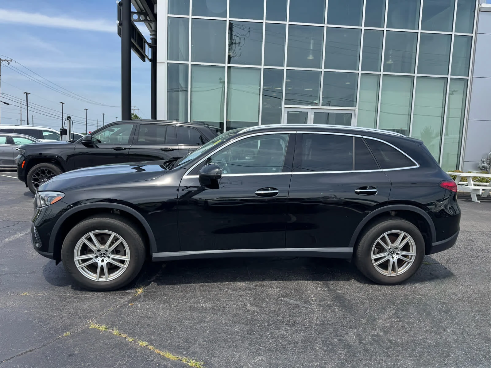 Used 2023 Black Mercedes-Benz GLC 300 image 6