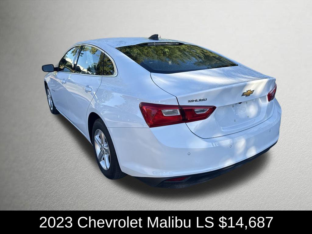 Used 2023 Summit White Chevrolet LS image 5