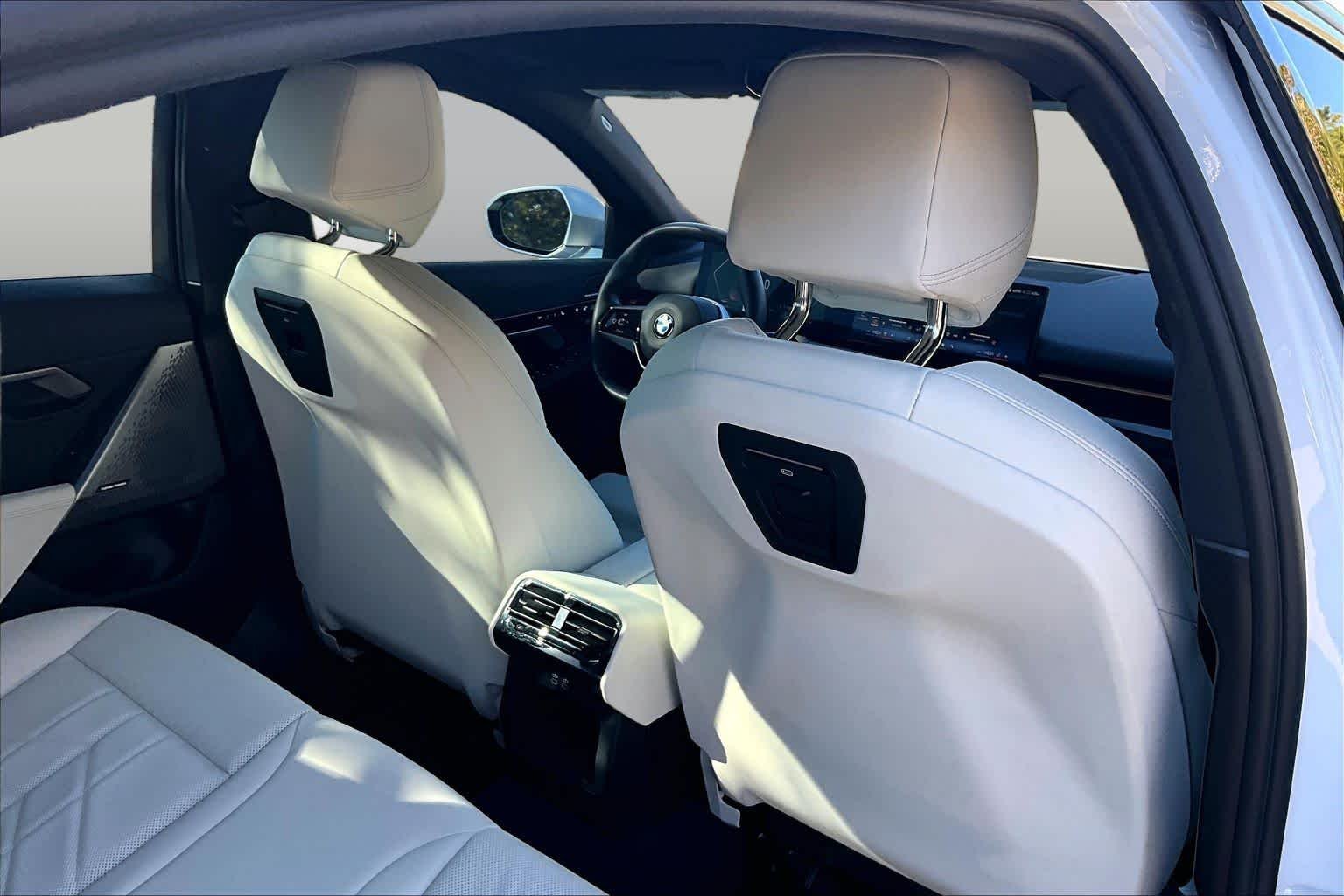 Certified Used 2025 Mineral White Metallic BMW 530i image 20
