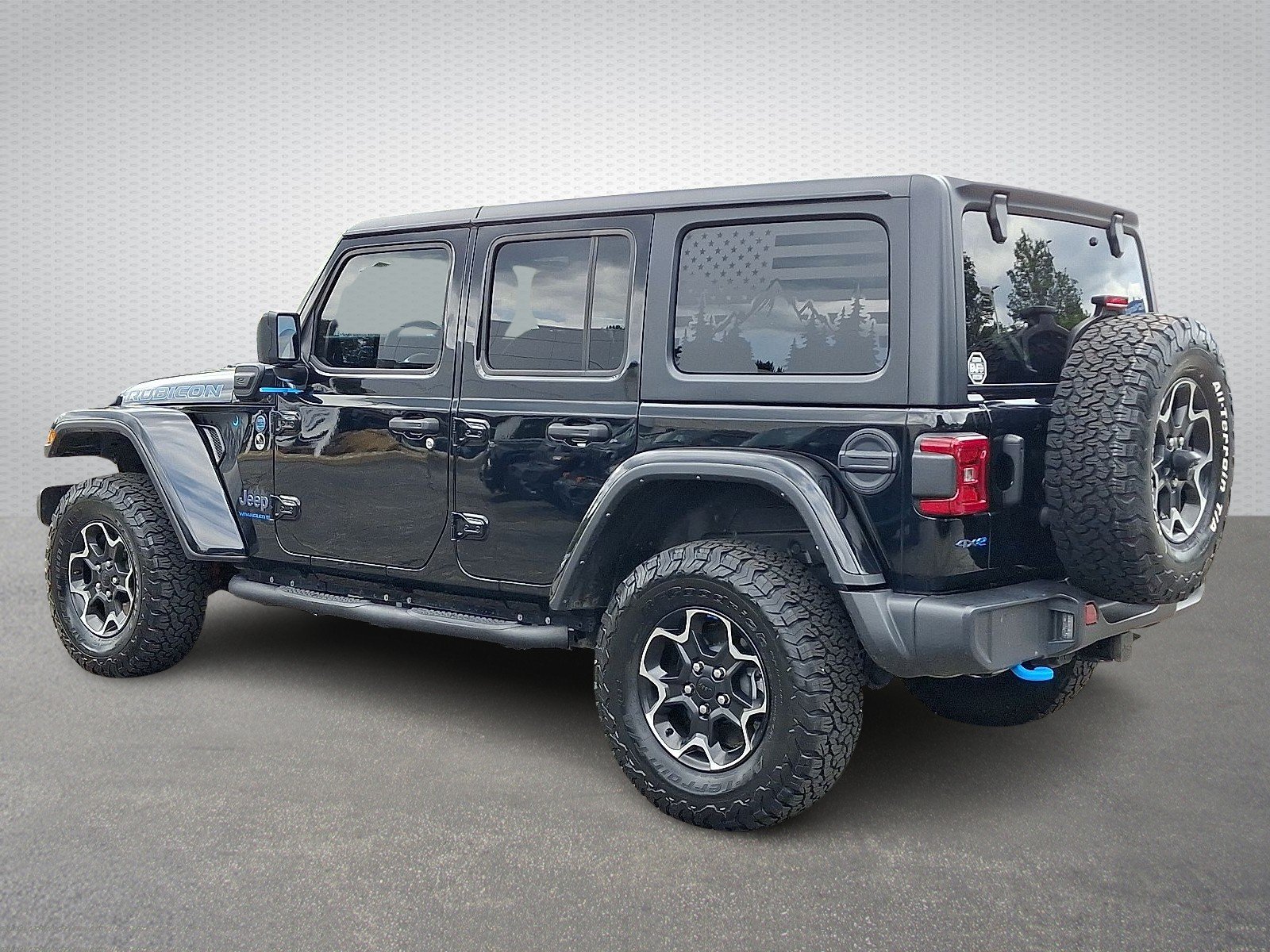 Certified Used 2023 Black Clearcoat - PX8 Jeep Rubicon 4x4 image 4