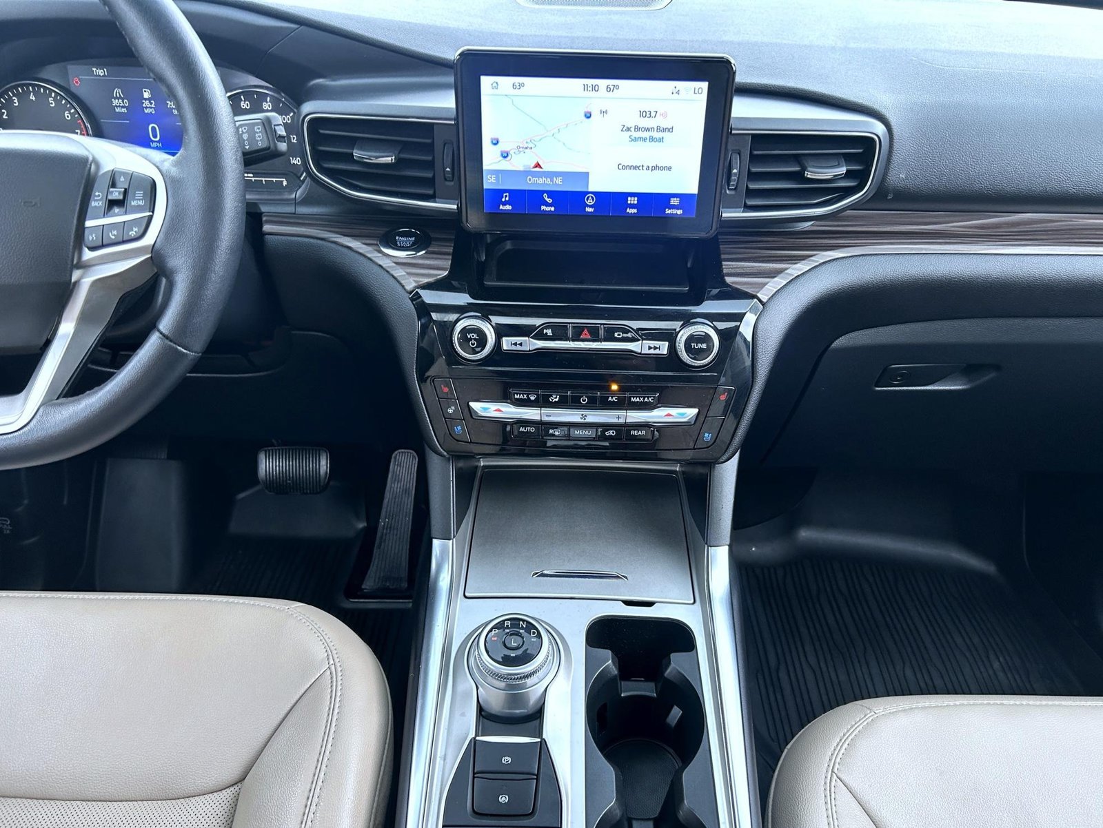 Used 2022 Black Ford Limited image 12