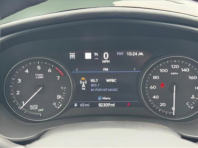 Used 2020 Crystal White Tricoat Cadillac AWD Sport image 20