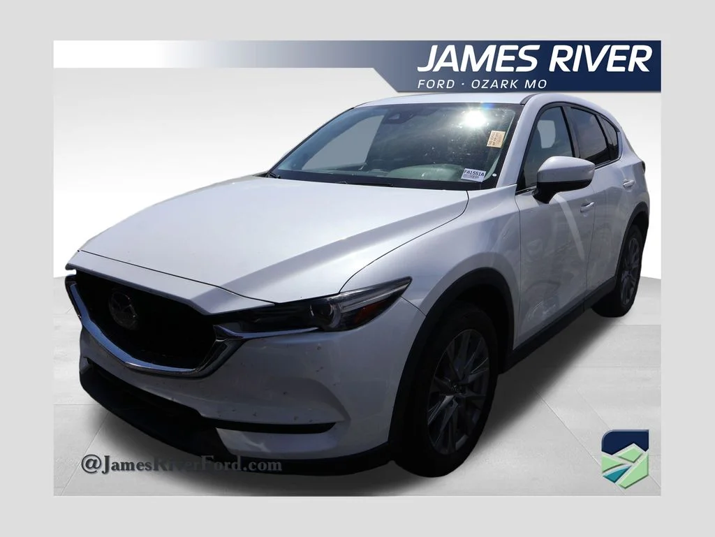 Used 2021 White Mazda Grand Touring image 1