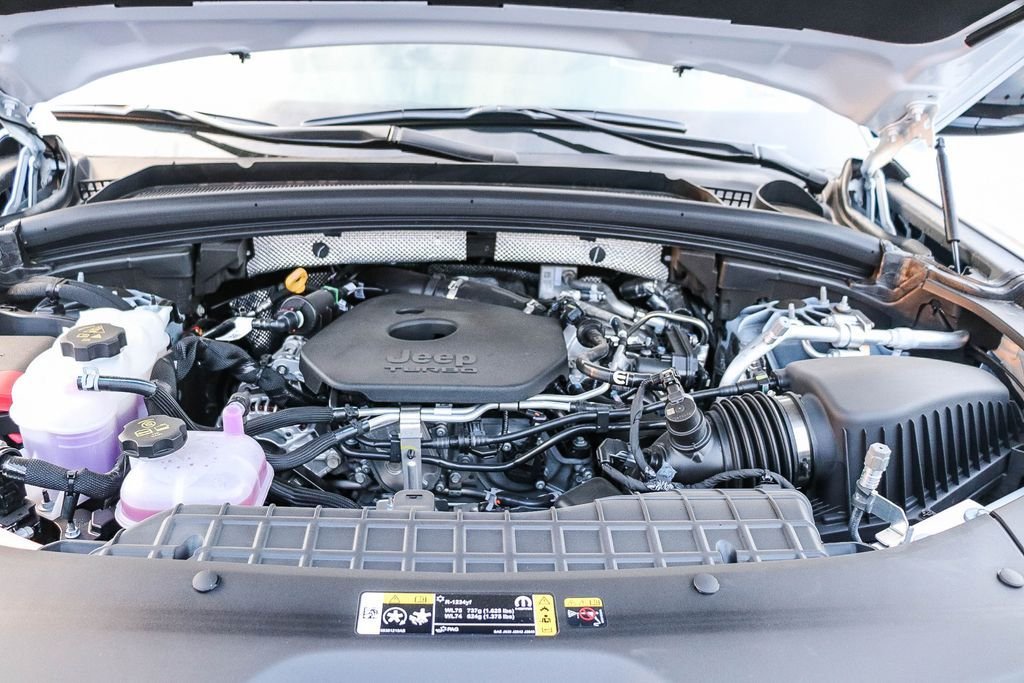 New 2026 Bright White Clearcoat Jeep Altitude image 29