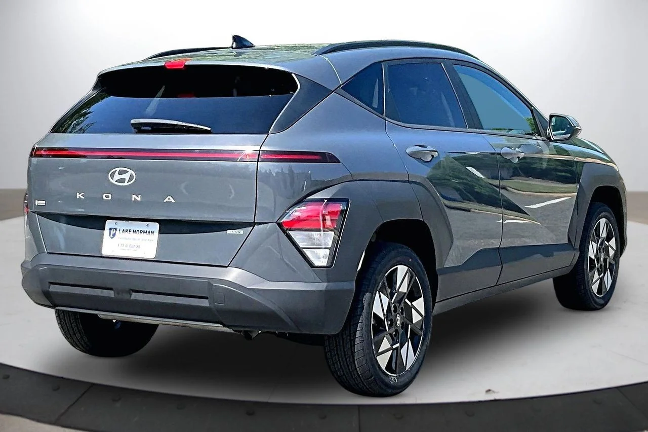 Certified Used 2024 Gray Hyundai SEL image 9