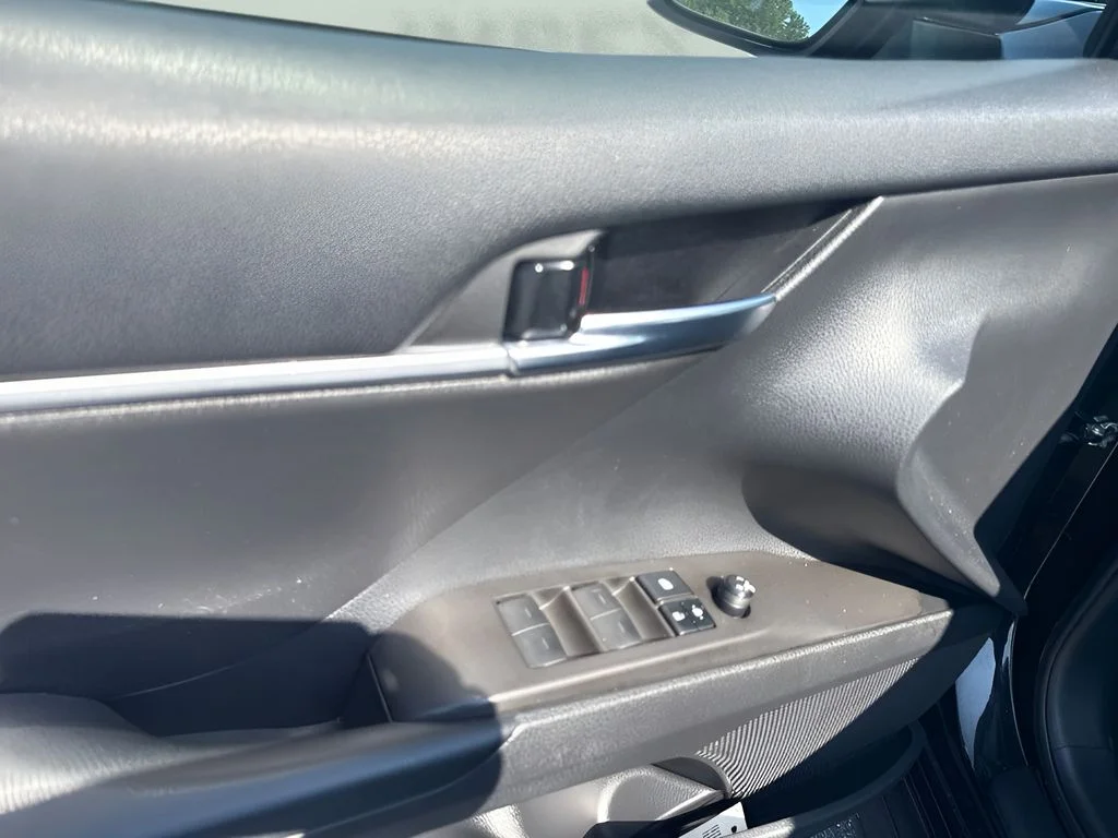 Used 2021 Black Toyota LE image 21