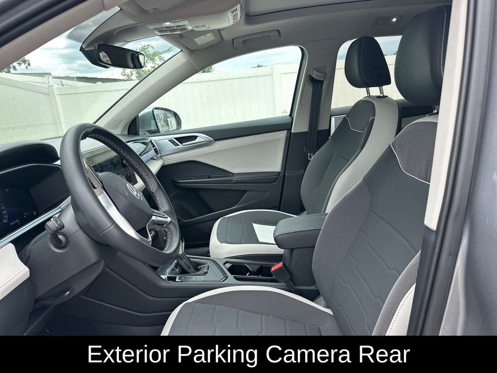 Used 2025 Silver Volkswagen 1.5T SE image 13