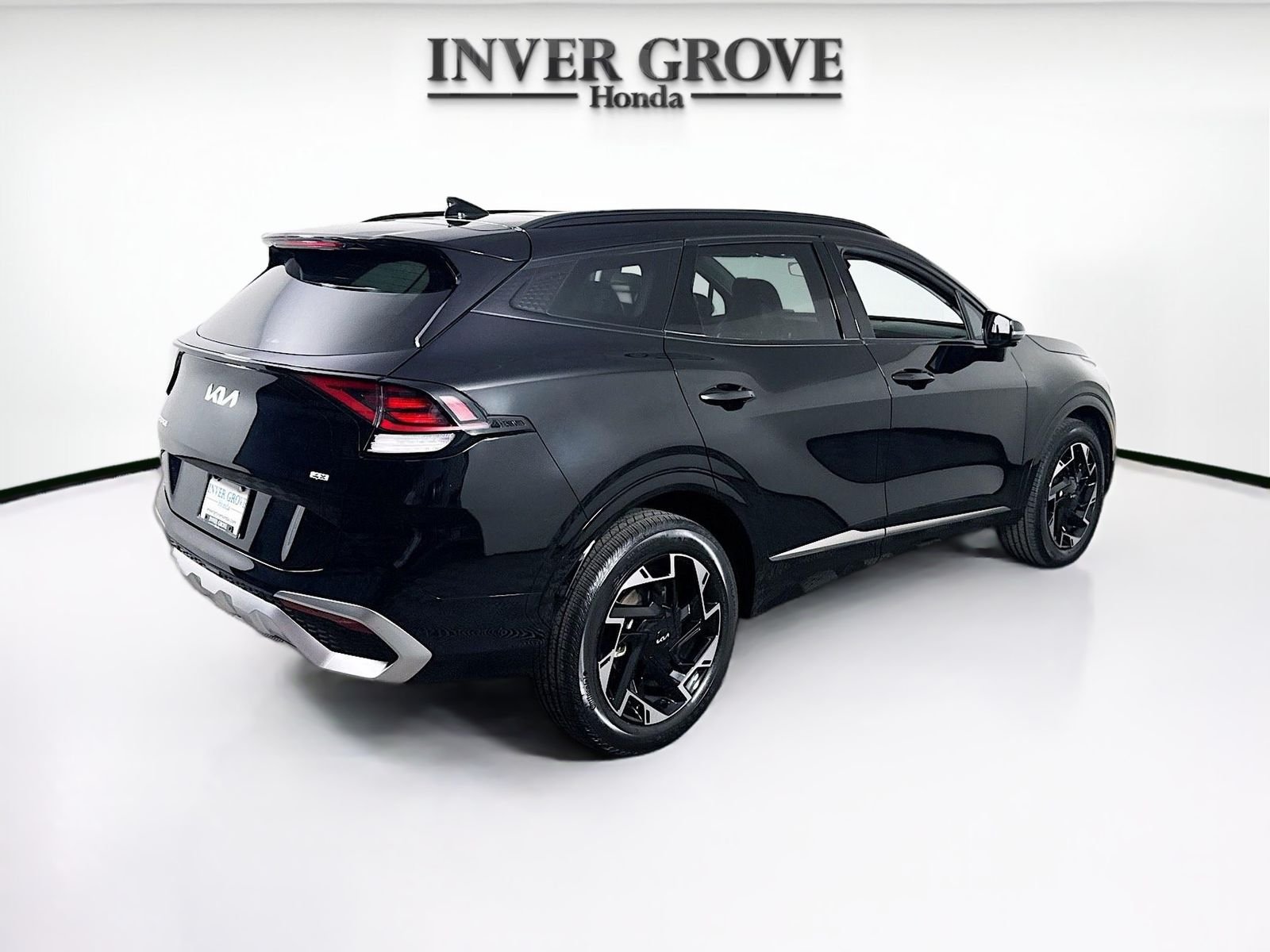 Used 2023 Ebony Black Kia SX-Prestige image 5
