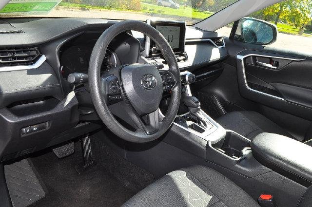 Certified Used 2025 ICE CAP Toyota  image 9