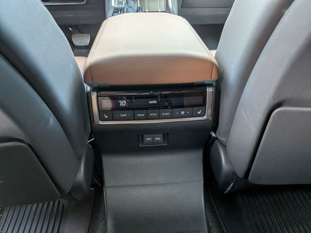 Used 2024 Green Lexus 550 Luxury+ image 17