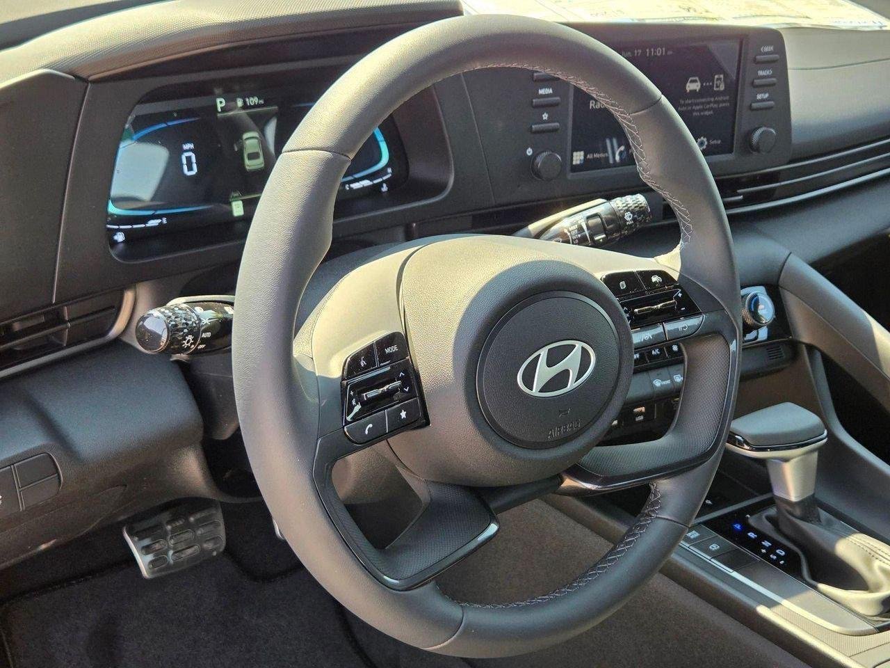 New 2026 White Hyundai SEL Sport image 10
