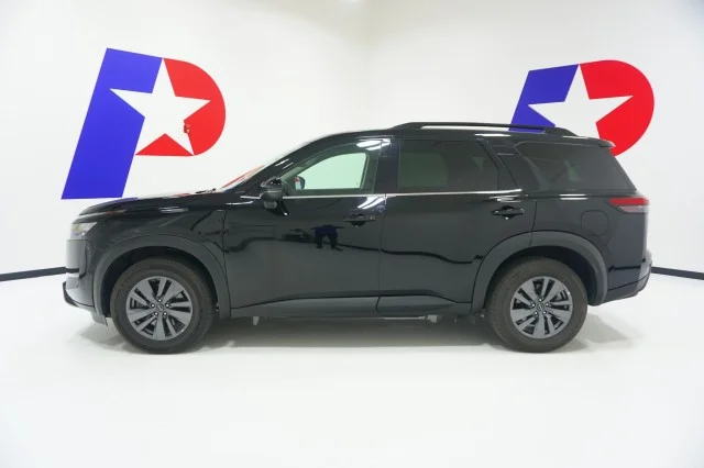 Used 2024 BLACK Nissan SV image 12