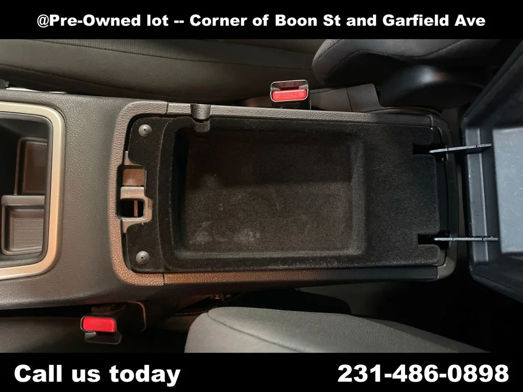 Used 2013 White Jeep Laredo image 26