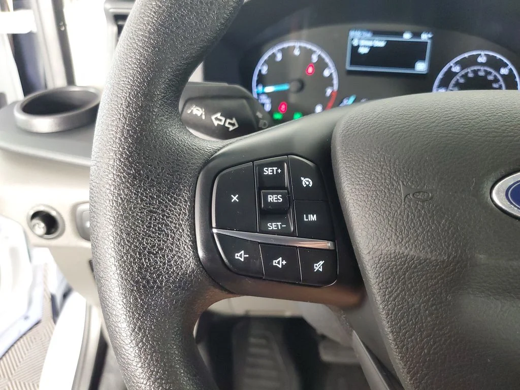 Used 2025 White Ford Base image 23