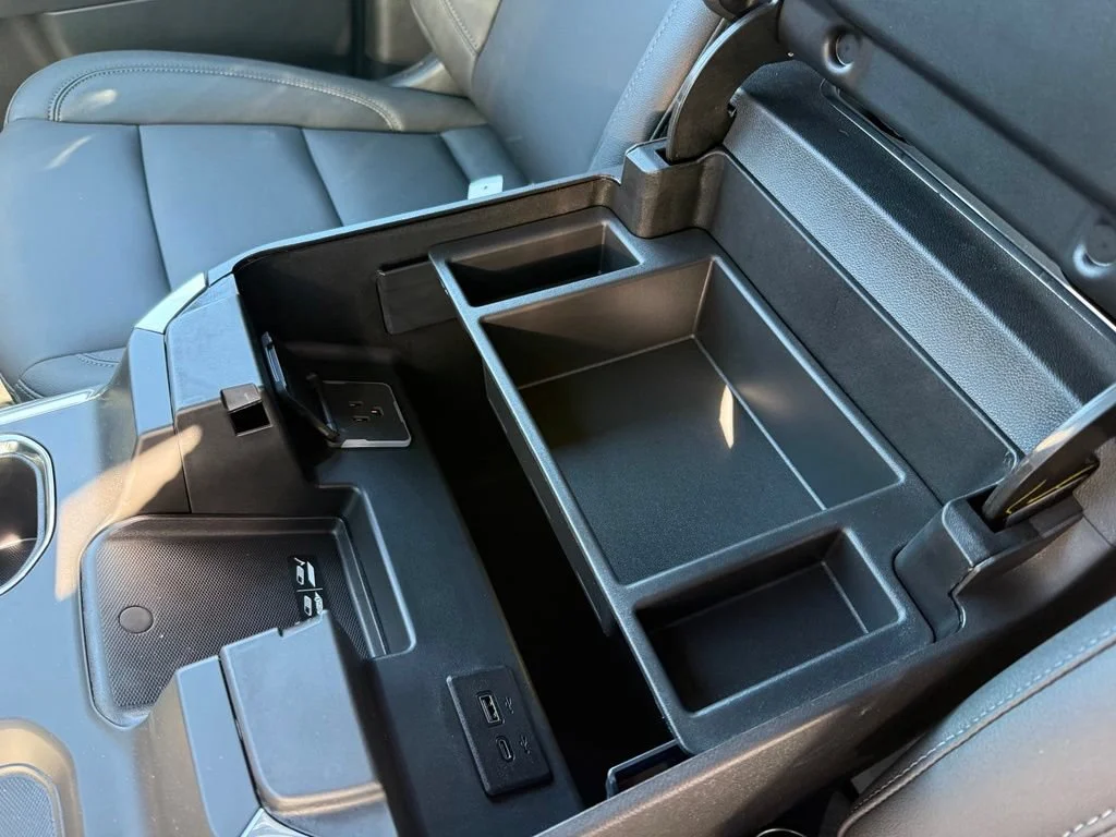 New 2026 Summit White GMC Elevation image 26