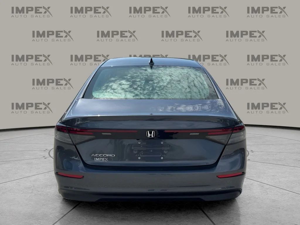 Used 2024 Gray Honda EX image 4