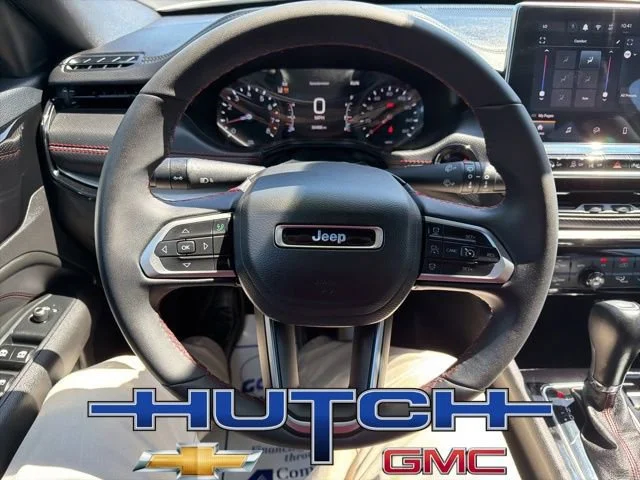 Used 2025 White Jeep Trailhawk image 31
