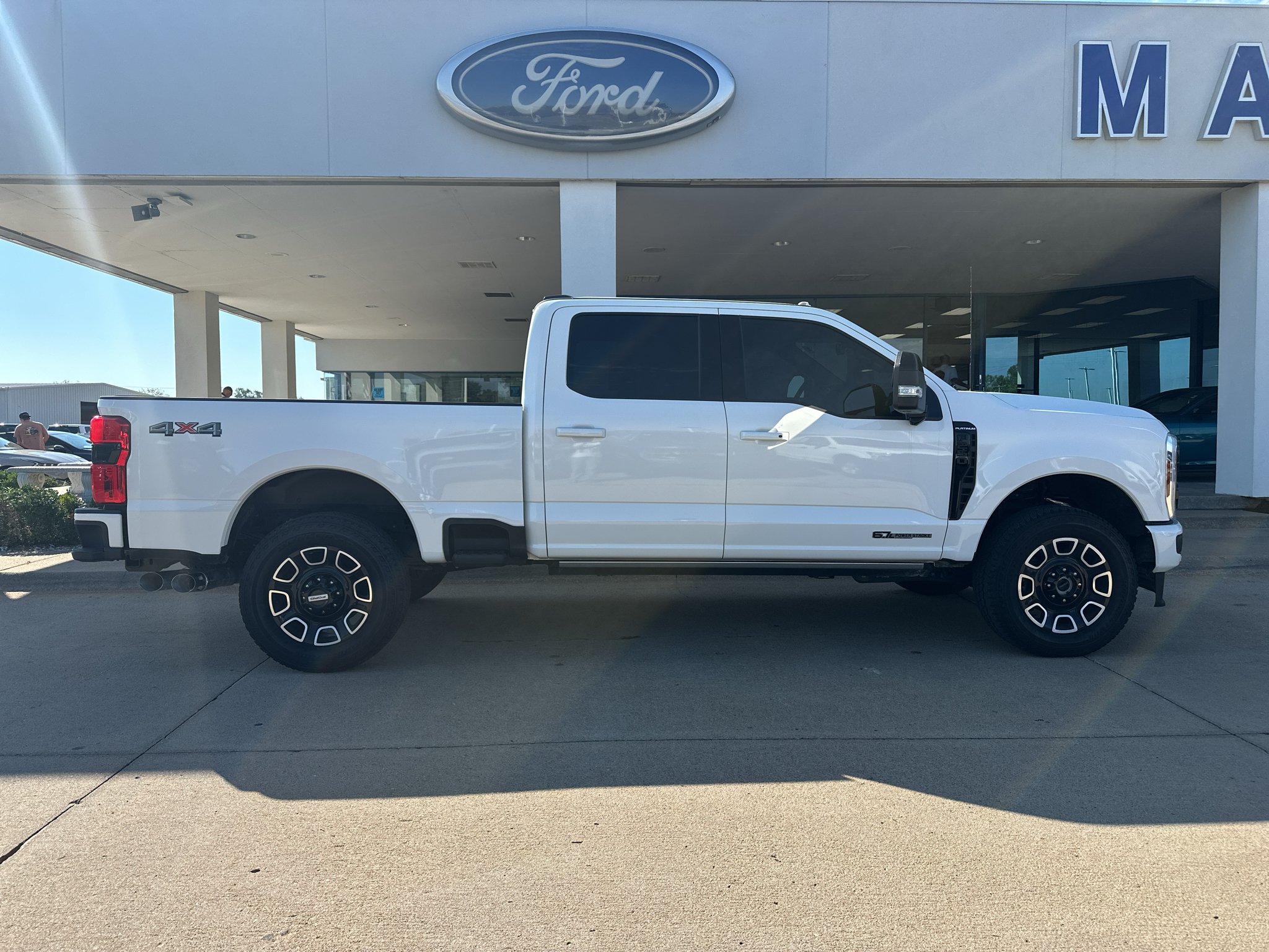 Used 2026 Oxford White Ford PLATINUM image 13