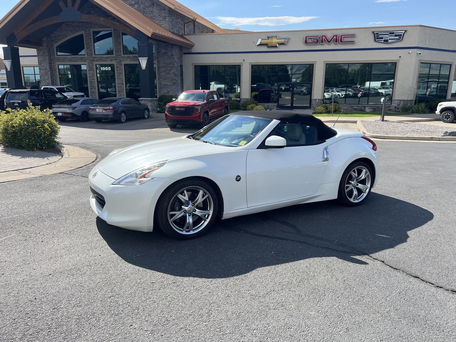 2012 Nissan 370Z Roadster Touring 7AT's photo