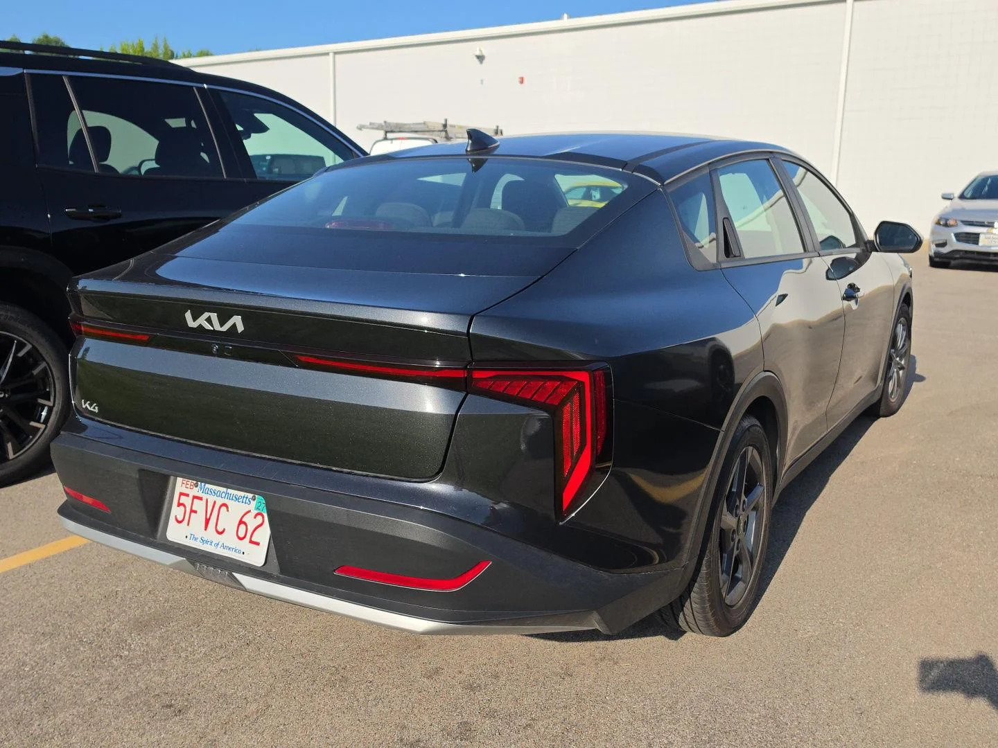 Used 2025 Interstellar Gray Kia LXS image 3