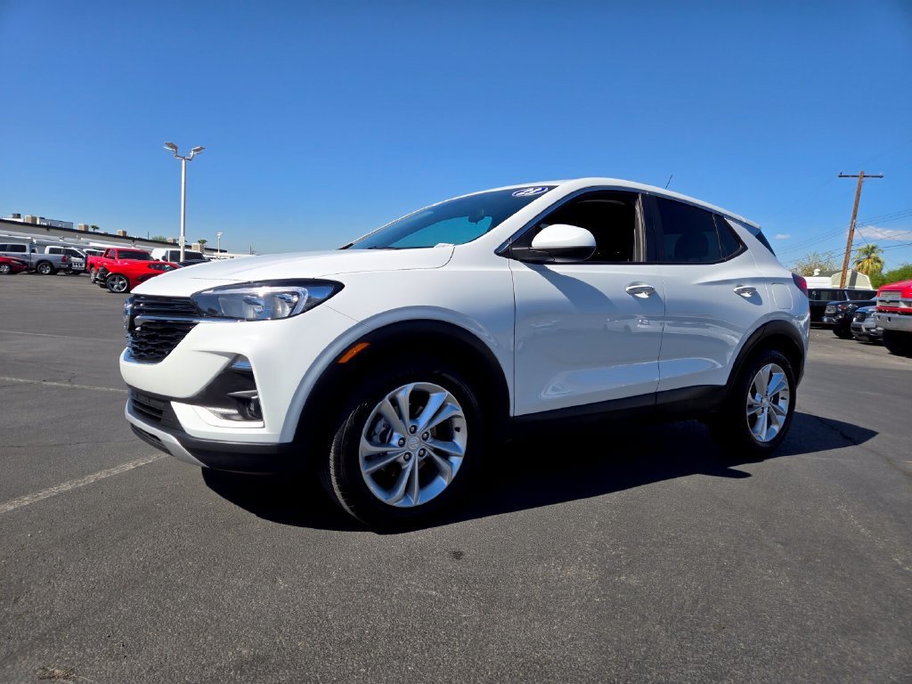 Used 2023 SUMMIT WHITE Buick Preferred image 2
