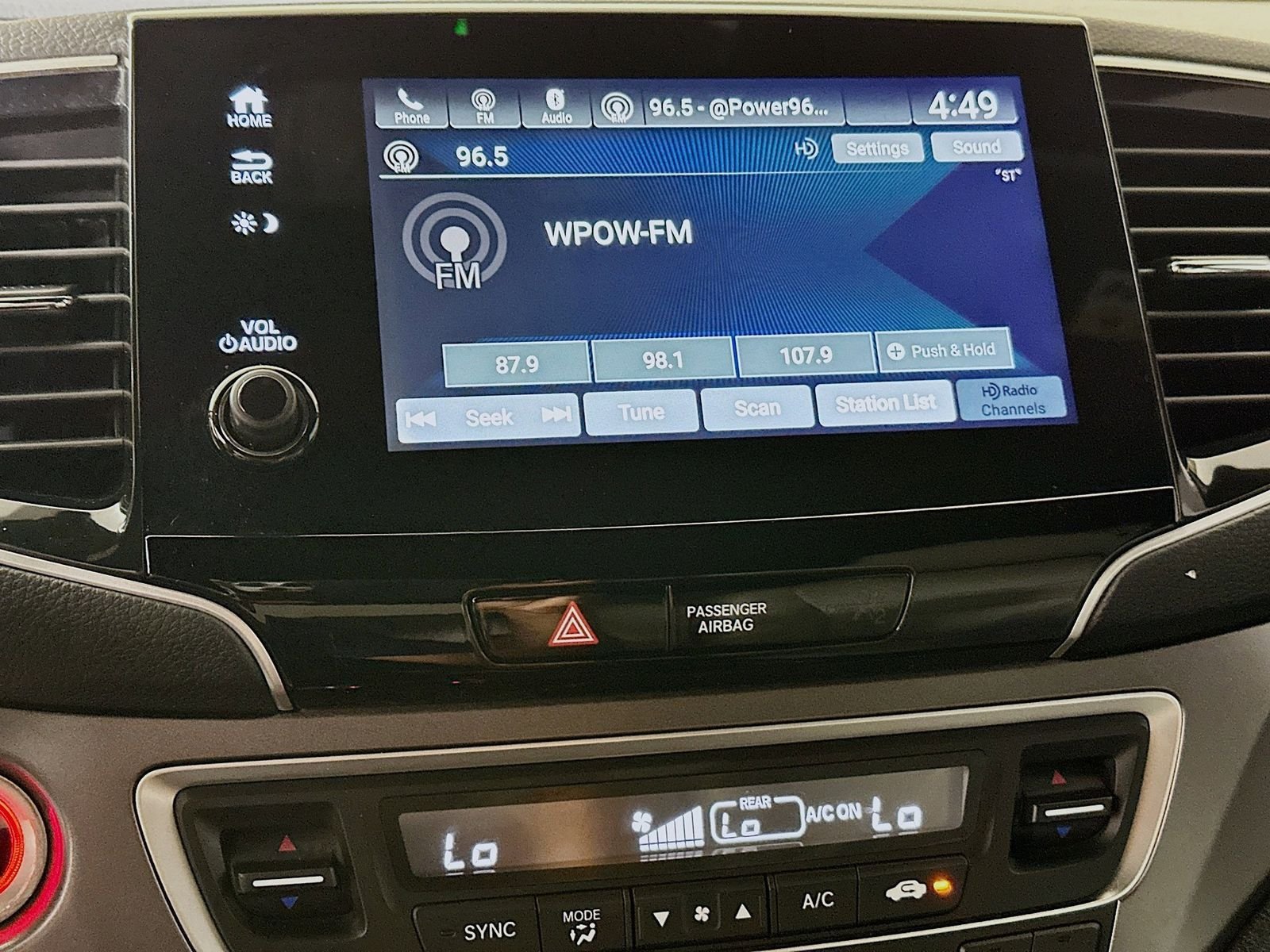 Used 2020  Honda EX-L image 24