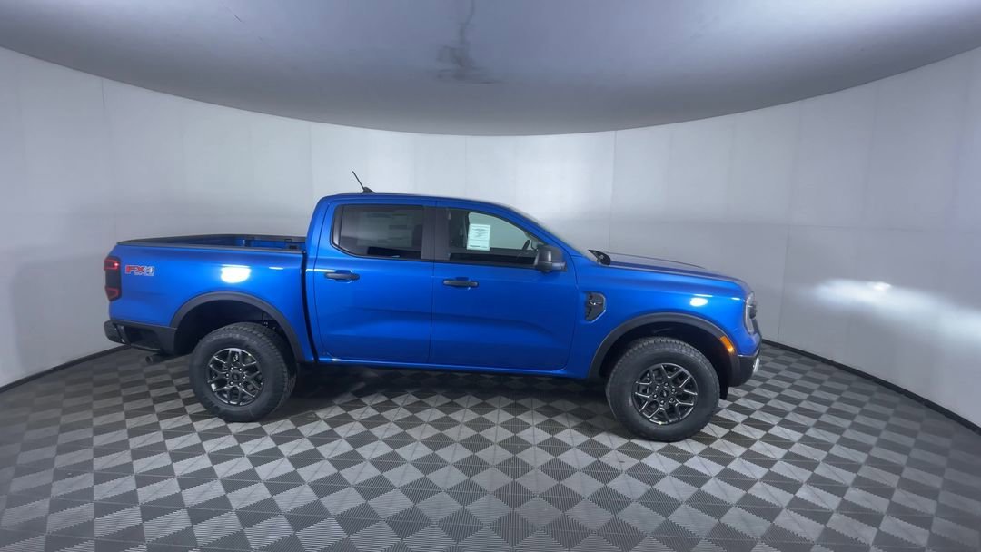 New 2025 Velocity Blue Metallic Ford XLT image 9