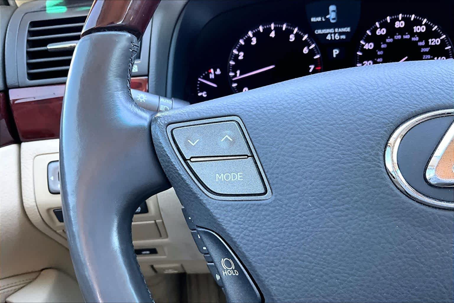 Used 2008 Starfire Pearl Lexus  image 22