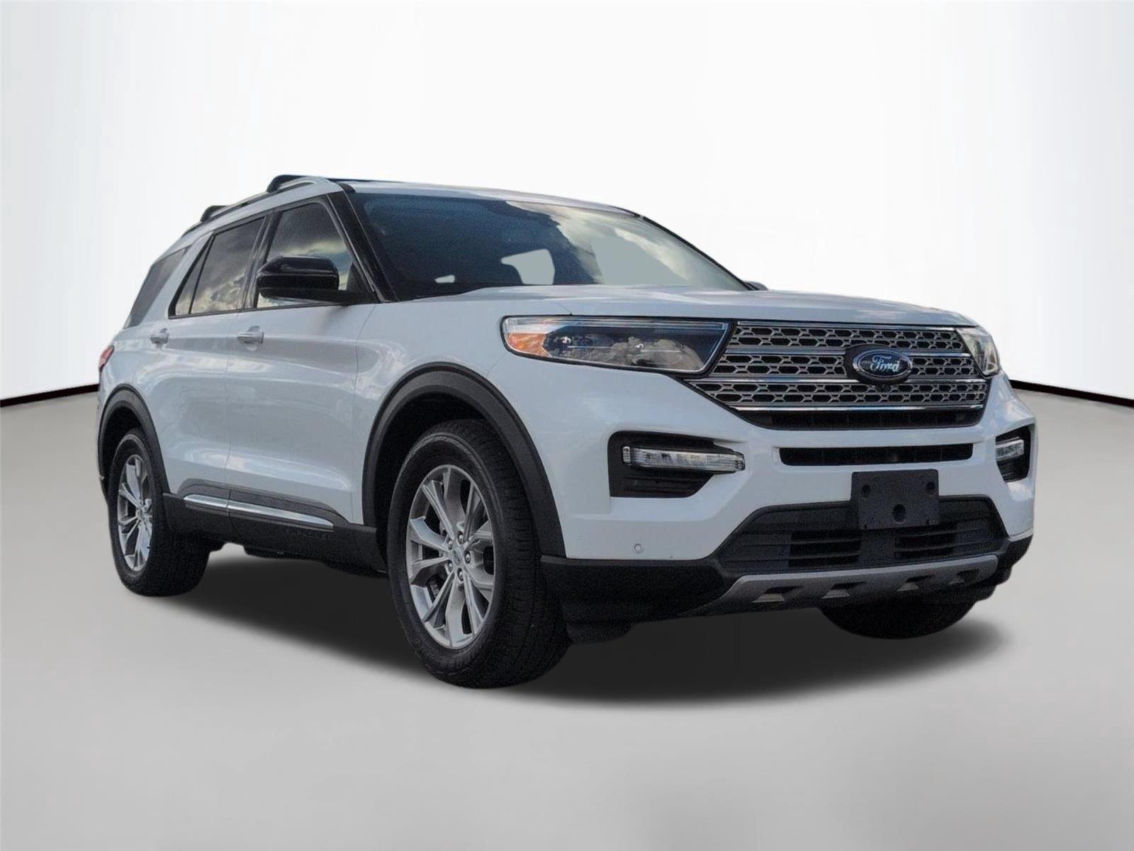 Used 2022 Star White Metallic Tri-Coat Ford Limited image 7