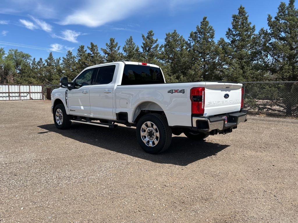 New 2026 Star White Metallic Tri-Coat Ford Lariat image 4