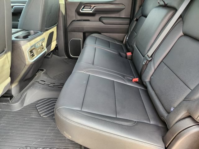 2025 Chevrolet Silverado 1500 LTZ - Photo 30