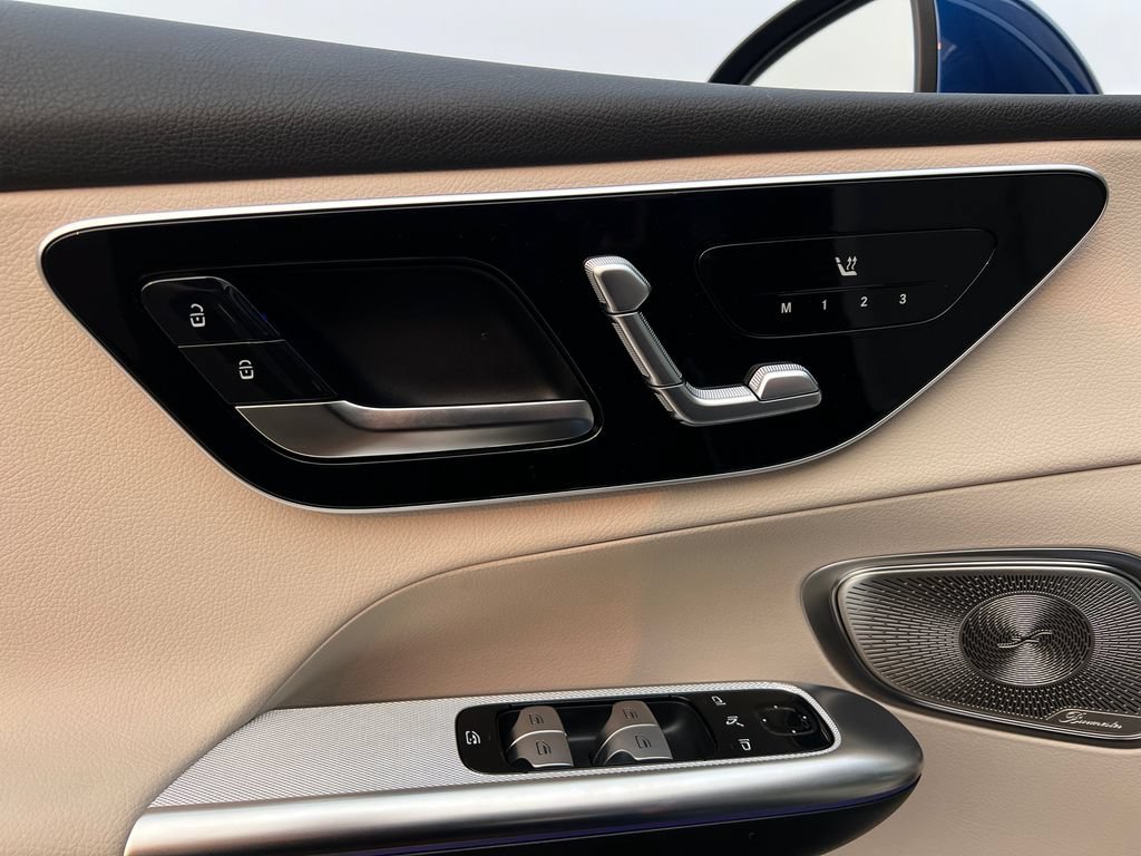 New 2026 Starling Blue Metallic Mercedes-Benz GLC 300 image 48