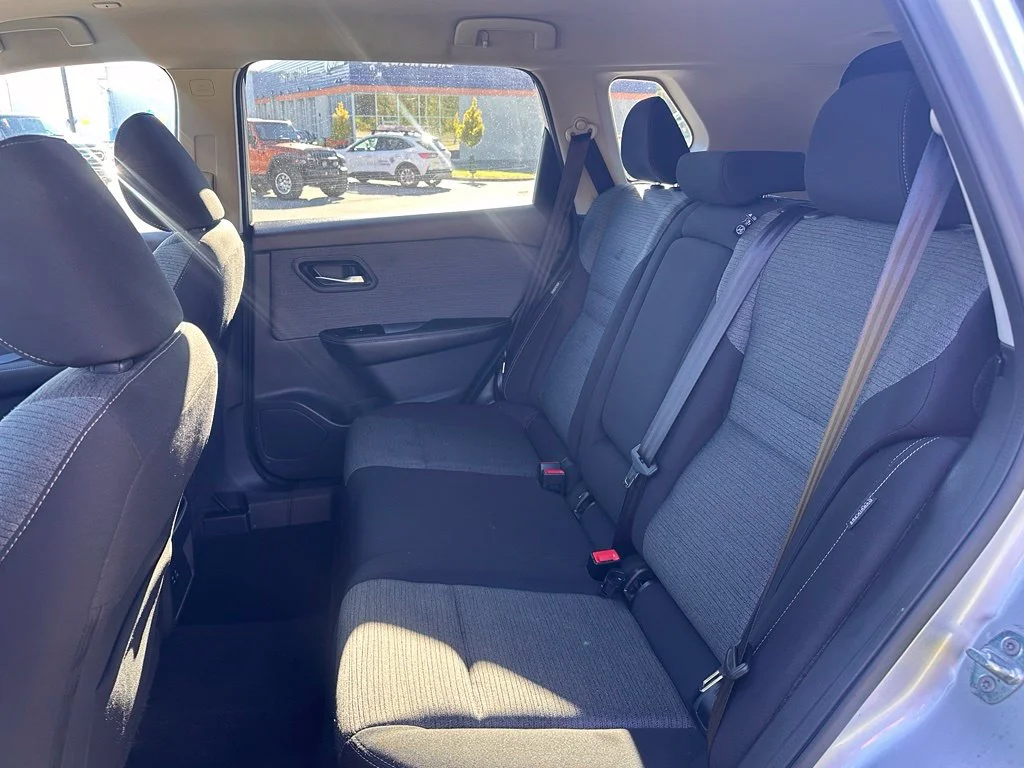 Used 2022 Silver Nissan SV image 6