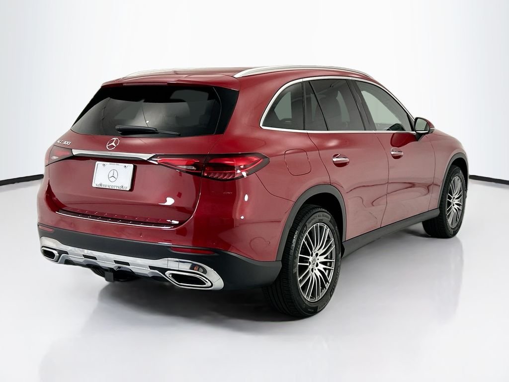 Used 2026 MANUFAKTUR Patagonia Red Metallic Mercedes-Benz GLC 300 image 5