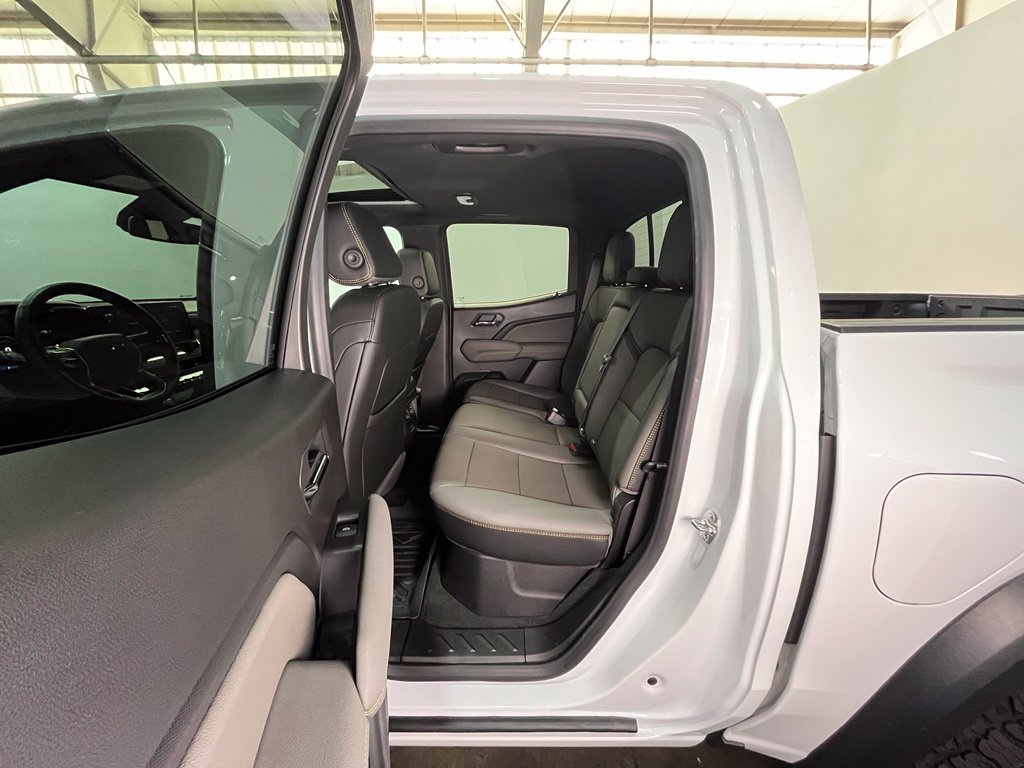 Used 2025 White Chevrolet ZR2 image 16