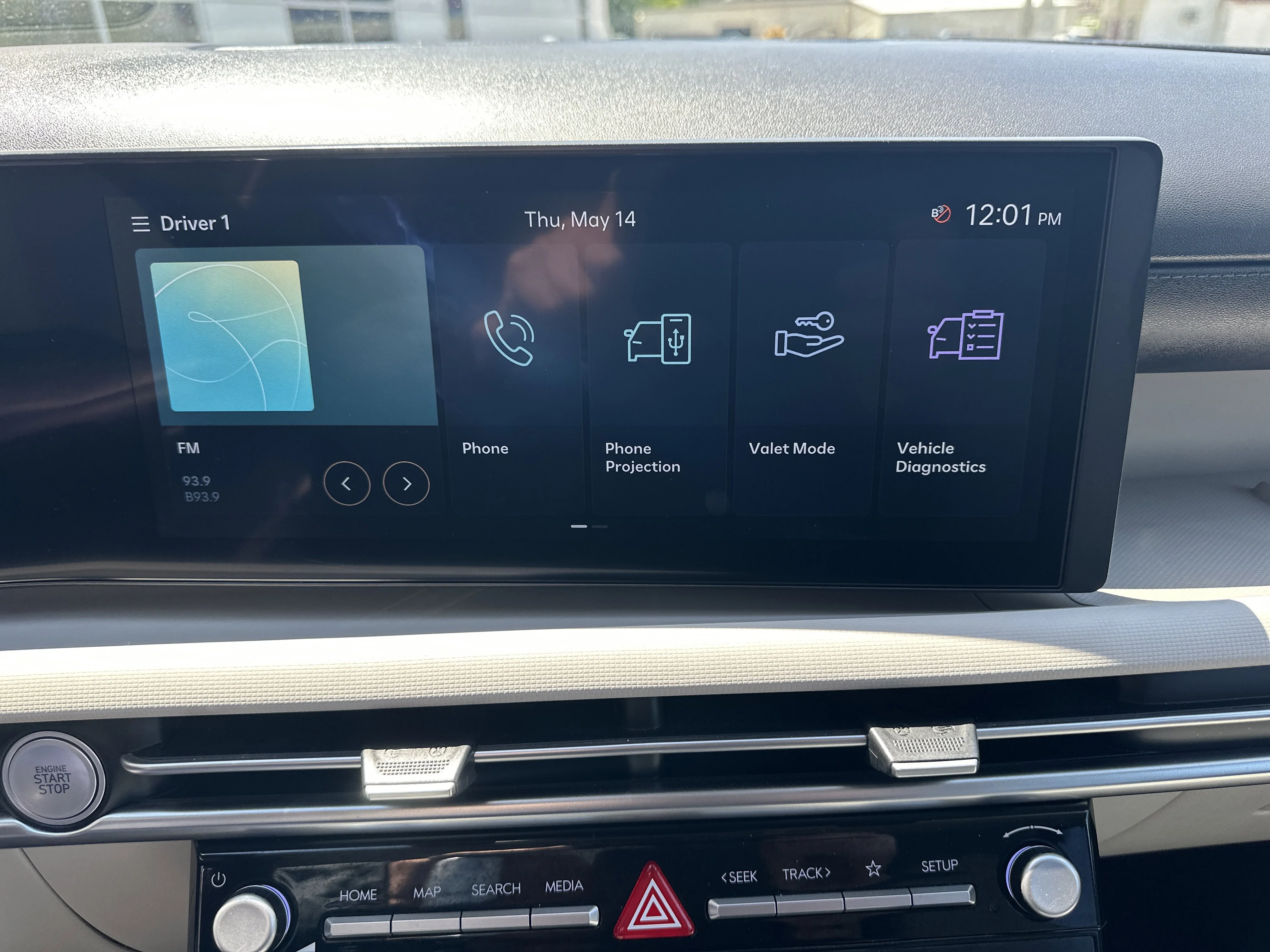 Used 2025 Ecotronic Gray Hyundai SEL image 14