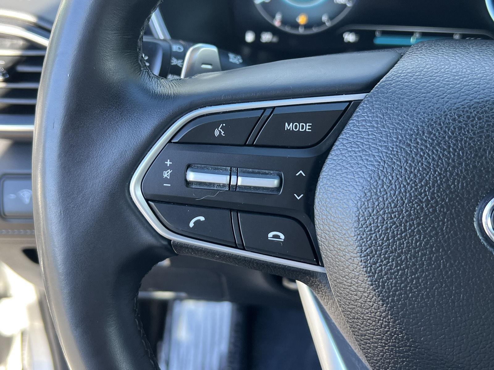 2023 Hyundai Santa Fe Limited - Photo 31