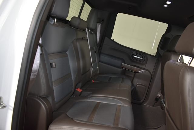 Used 2020  GMC Denali image 17