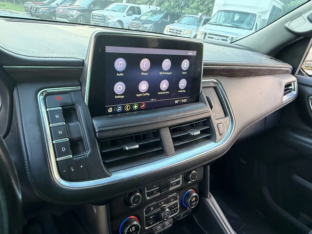 Used 2021 Black Chevrolet Z71 image 11