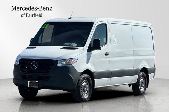 2023 Mercedes-Benz Sprinter 2500 Cargo 144 WB