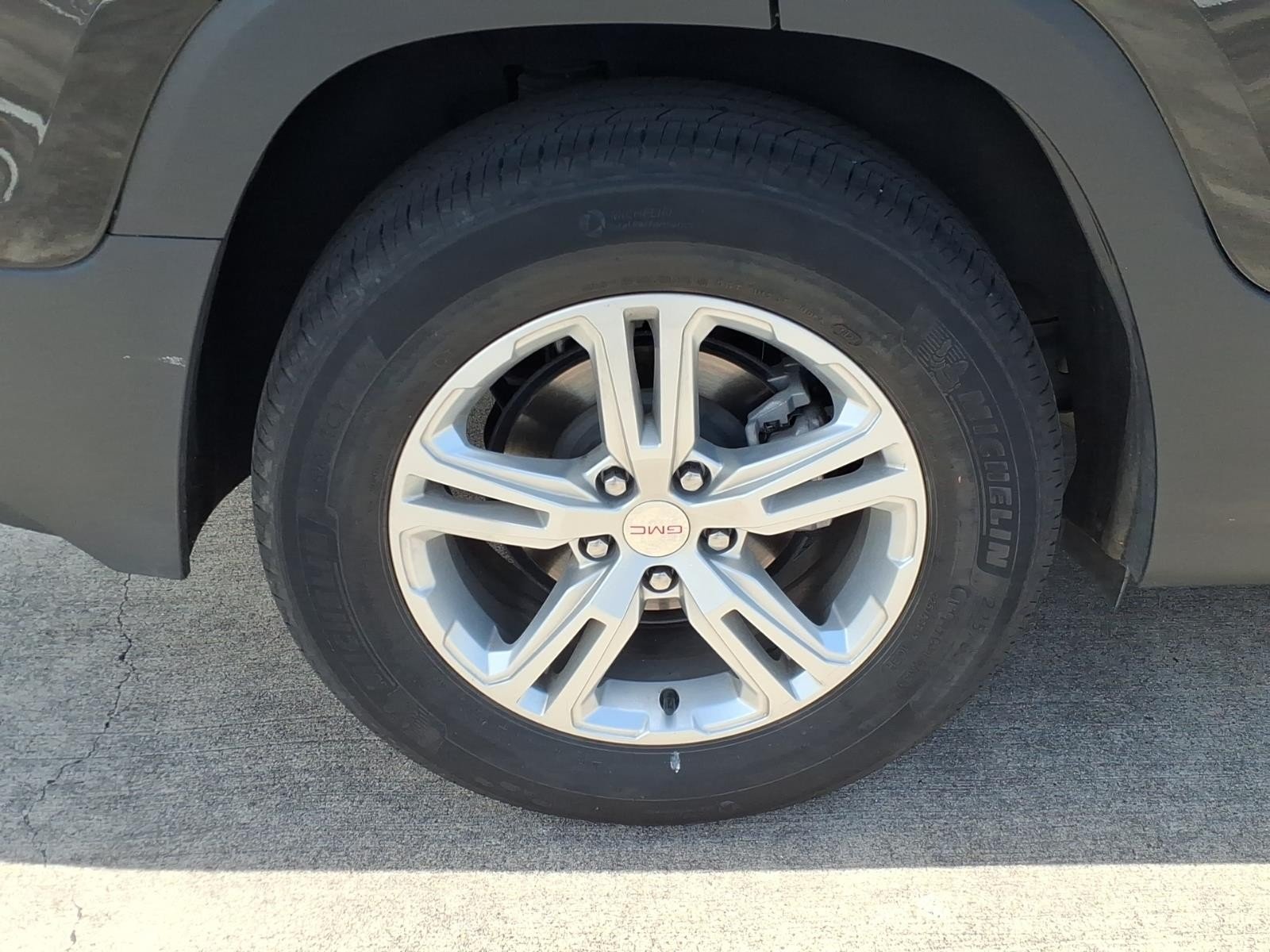 2024 GMC Terrain SLE Black at Robbins Nissan