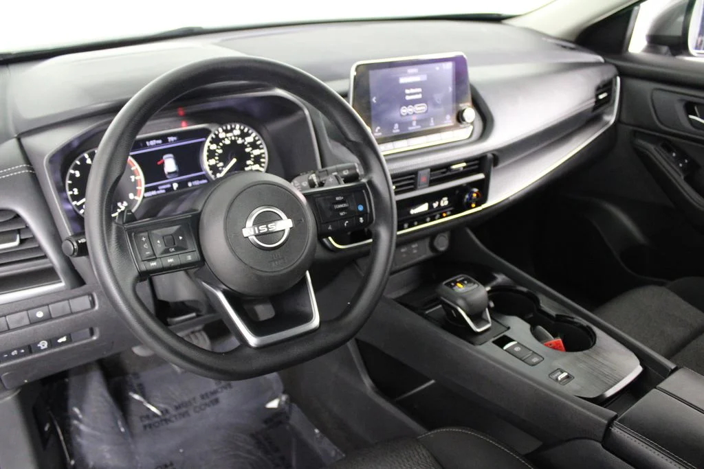 2024 Nissan Rogue SV - Photo 19