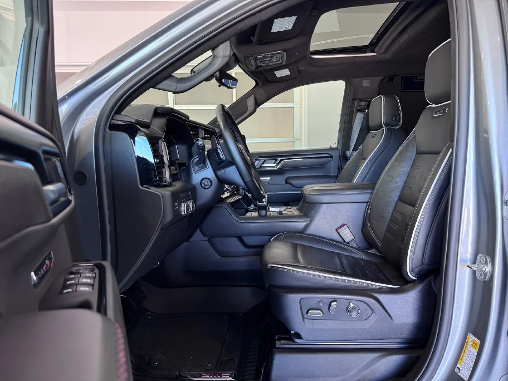 2026 GMC Sierra 1500 AT4X - Photo 11