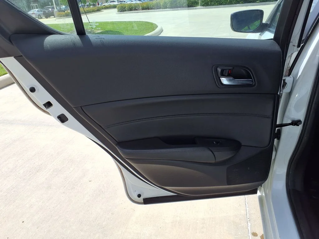 Used 2016  Acura 2.4L image 15