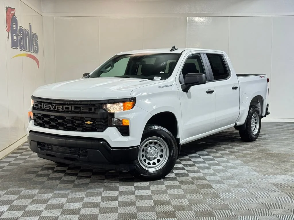 New 2026 Summit White Chevrolet WT image 2