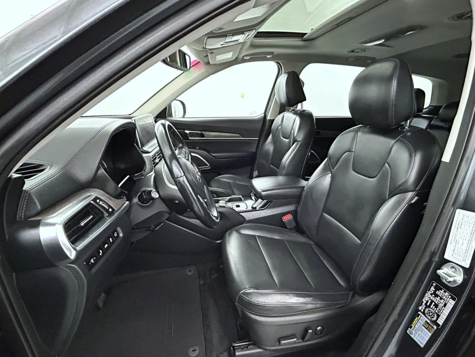 Used 2020 Gray Kia EX image 10