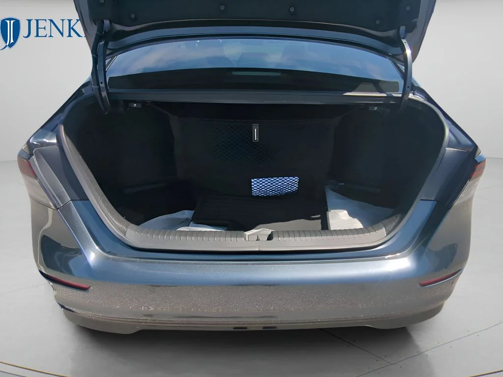 New 2026 Meteorite Gray Metallic Honda Touring image 10