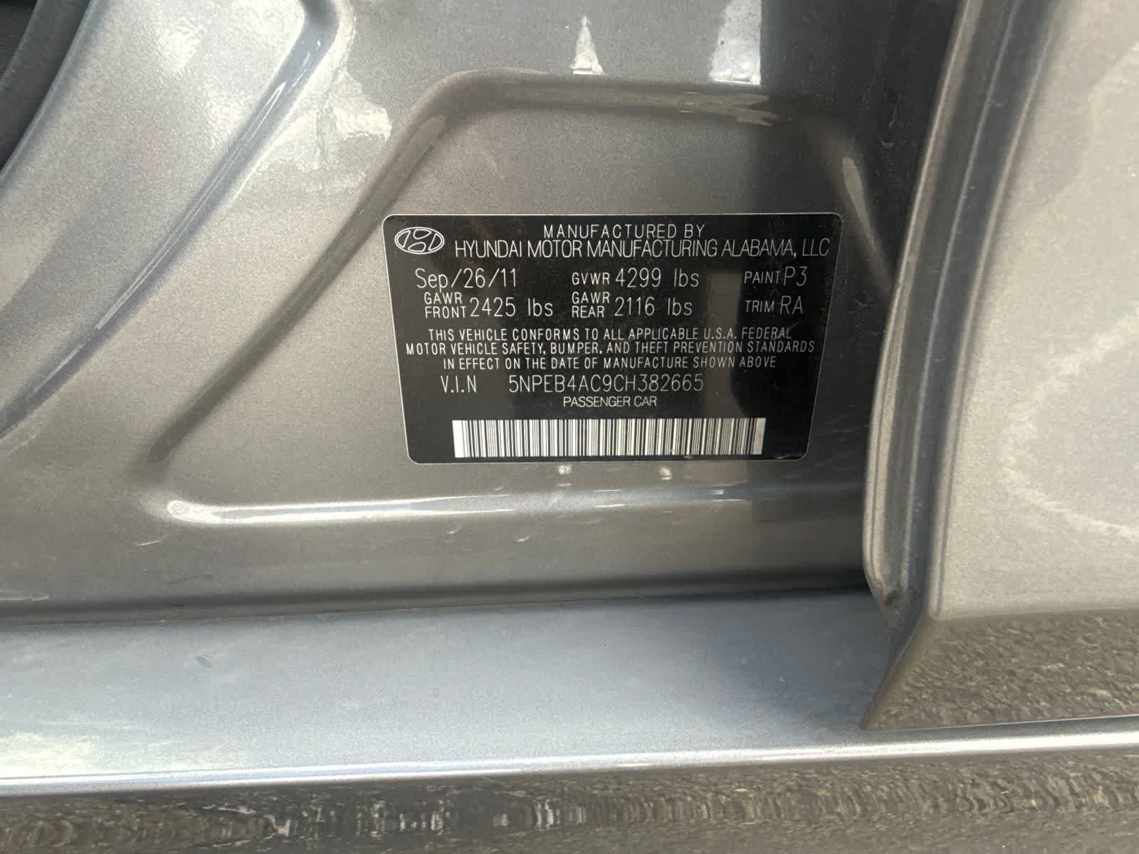 Used 2012 Harbor Gray Metallic Hyundai GLS image 9