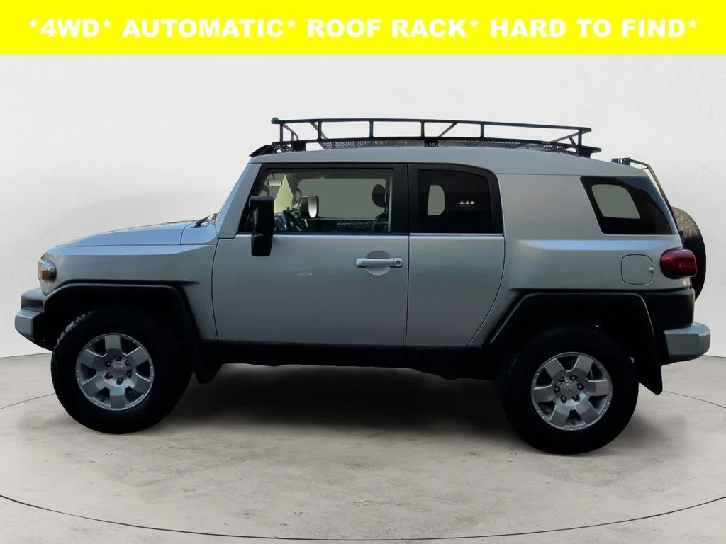 Used 2008 Silver Toyota Base image 2