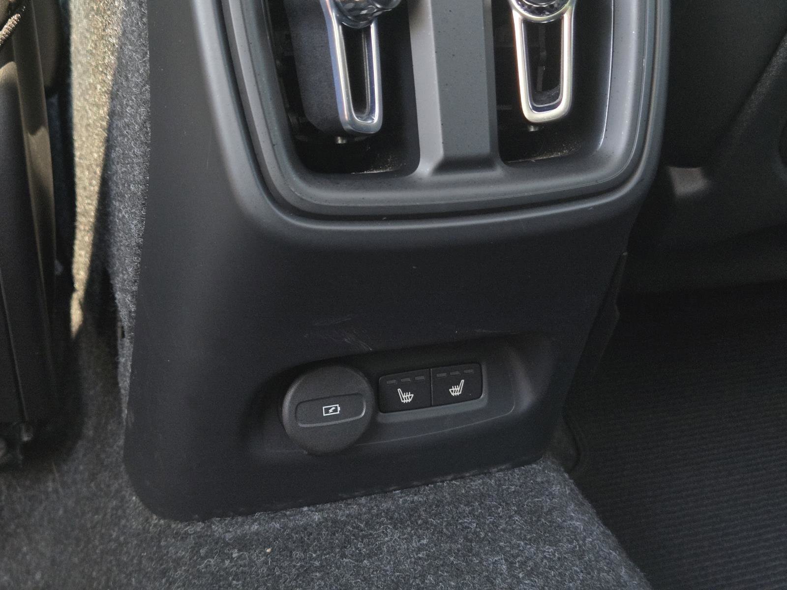 Used 2023 Thunder Gray Metallic Volvo Plus image 33